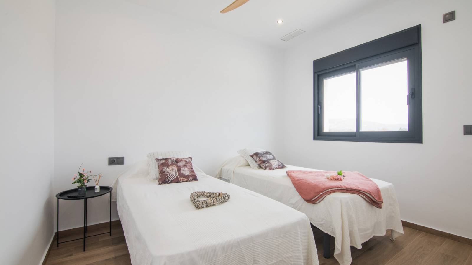 Nueva construcción  - Chalet - Pinoso