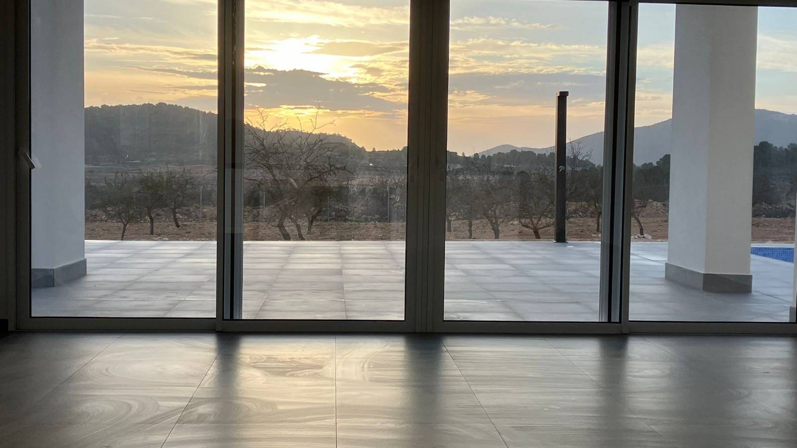 Nueva construcción  - Chalet - Pinoso