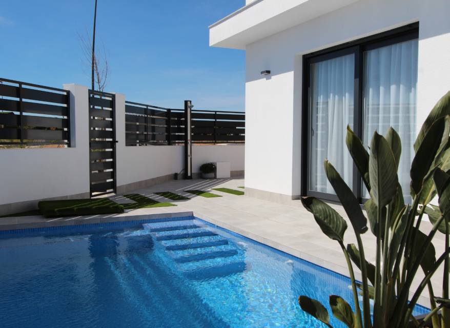 Nueva construcción  - Chalet - Roldan