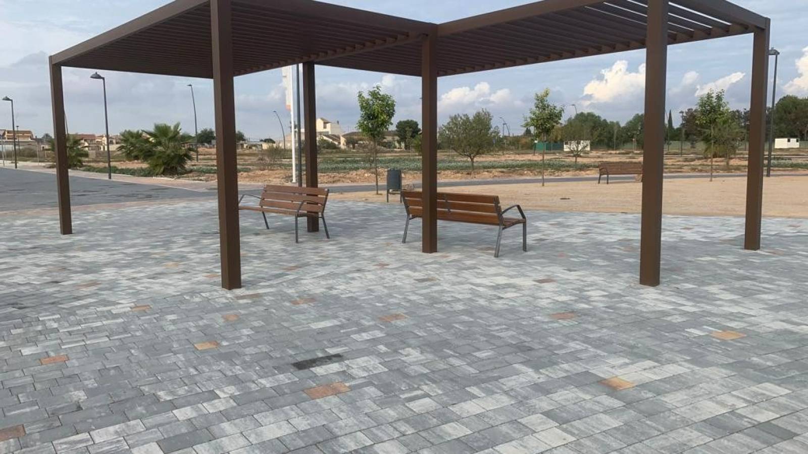 Nueva construcción  - Chalet - Roldan