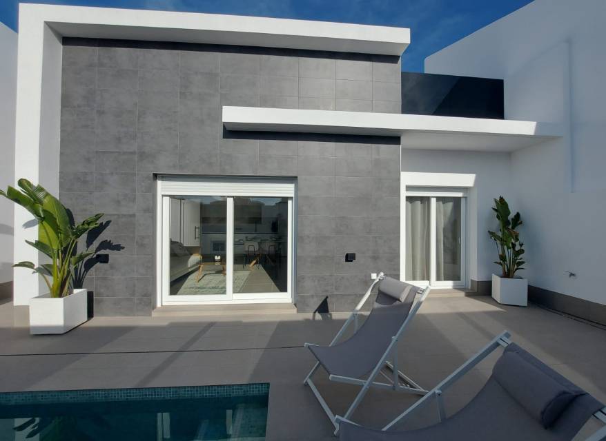 Nueva construcción  - Chalet - Roldan