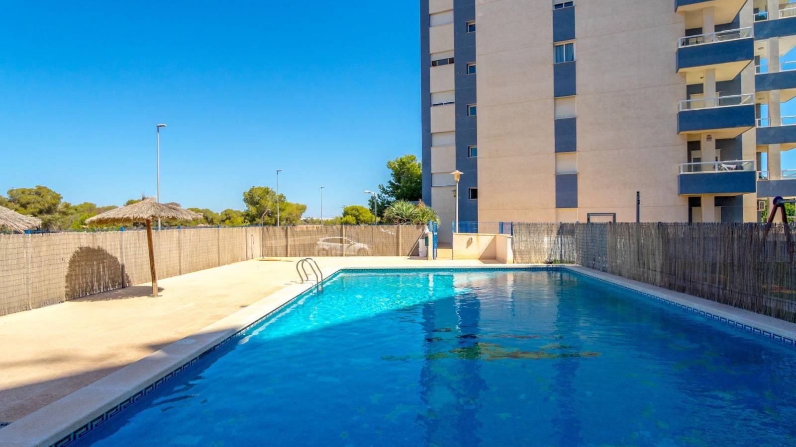 Odsprzedaż - Apartament - Orihuela Costa - Altos de campoamor