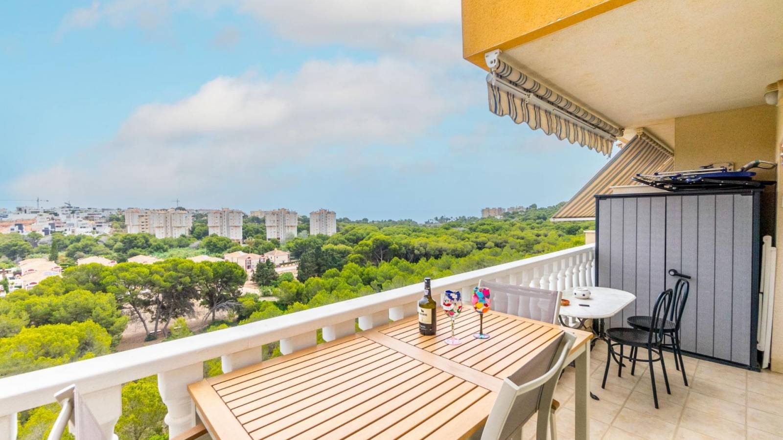 Odsprzedaż - Apartament - Orihuela Costa - Campoamor