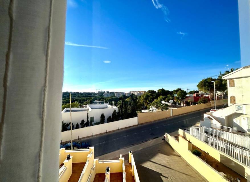 Odsprzedaż - Apartament - Orihuela Costa - Campoamor