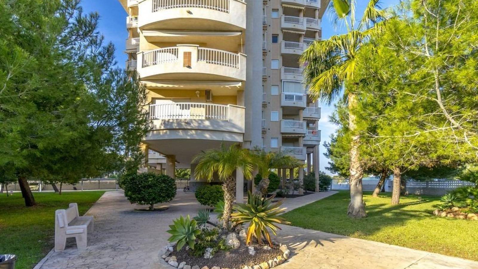 Odsprzedaż - Apartament - Orihuela Costa - Campoamor