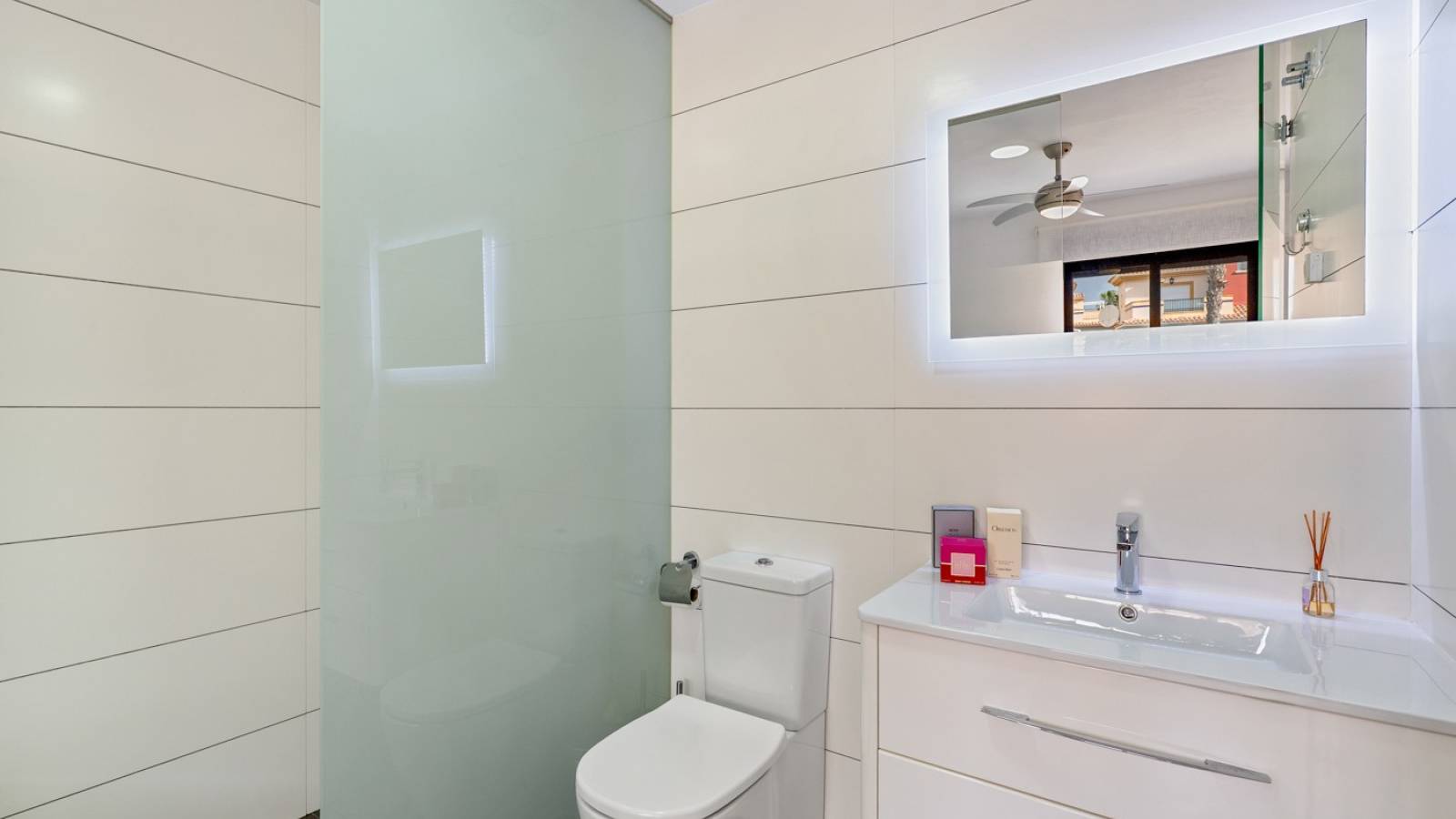 Odsprzedaż - Apartament - Orihuela Costa - Las Filipinas