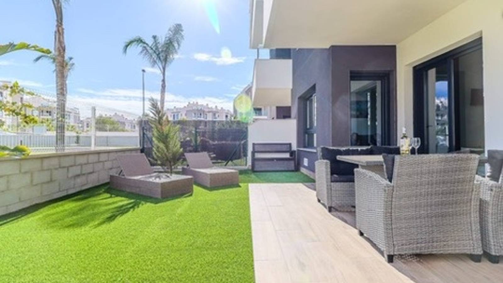 Odsprzedaż - Apartament - Orihuela Costa - Las Filipinas