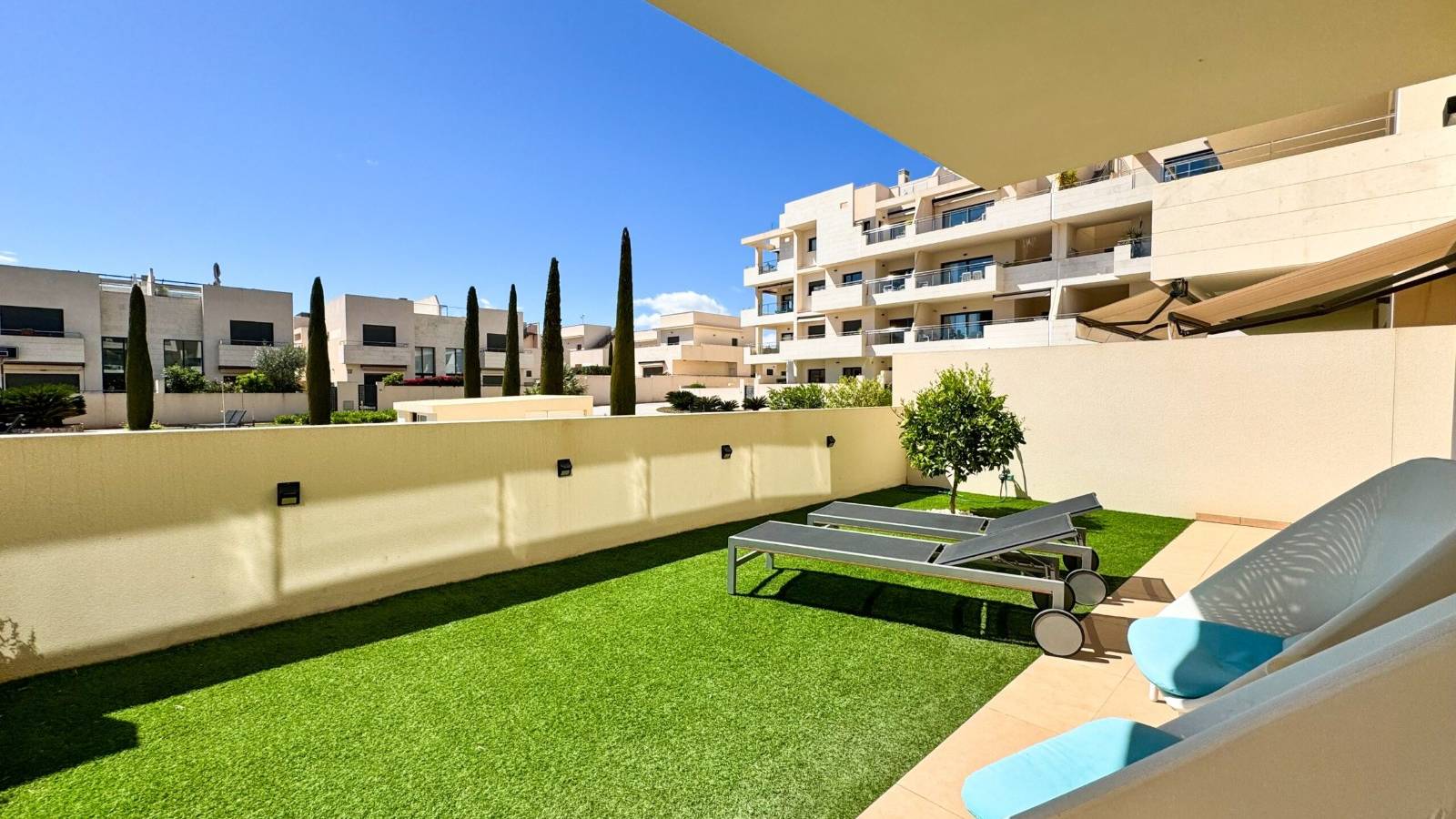 Odsprzedaż - Apartament - Orihuela Costa - Los Dolses