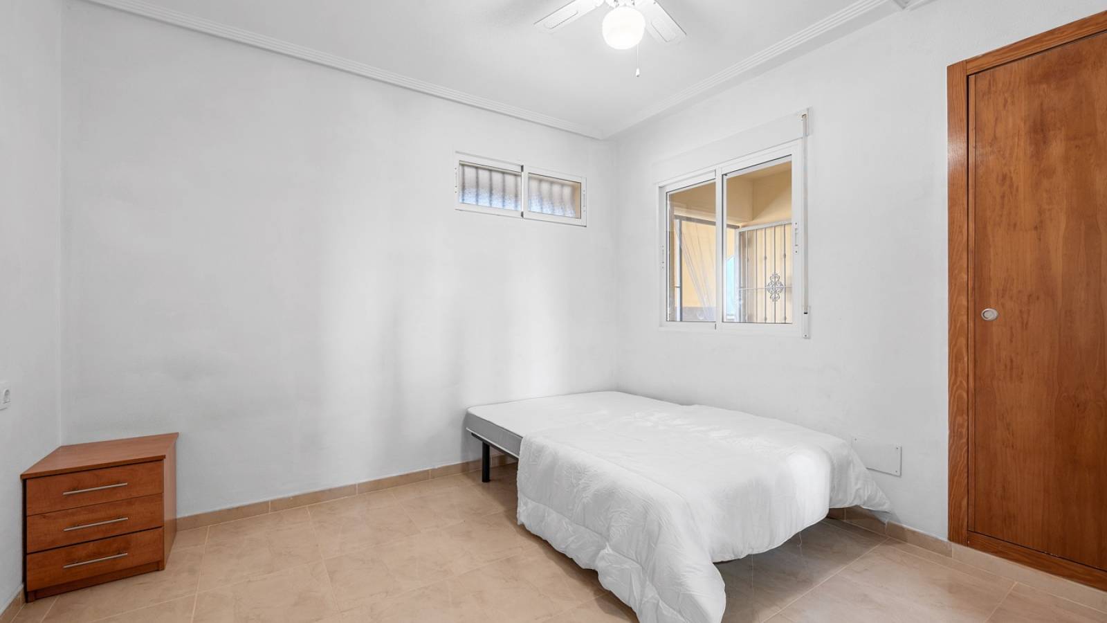 Odsprzedaż - Apartament - Orihuela Costa - 