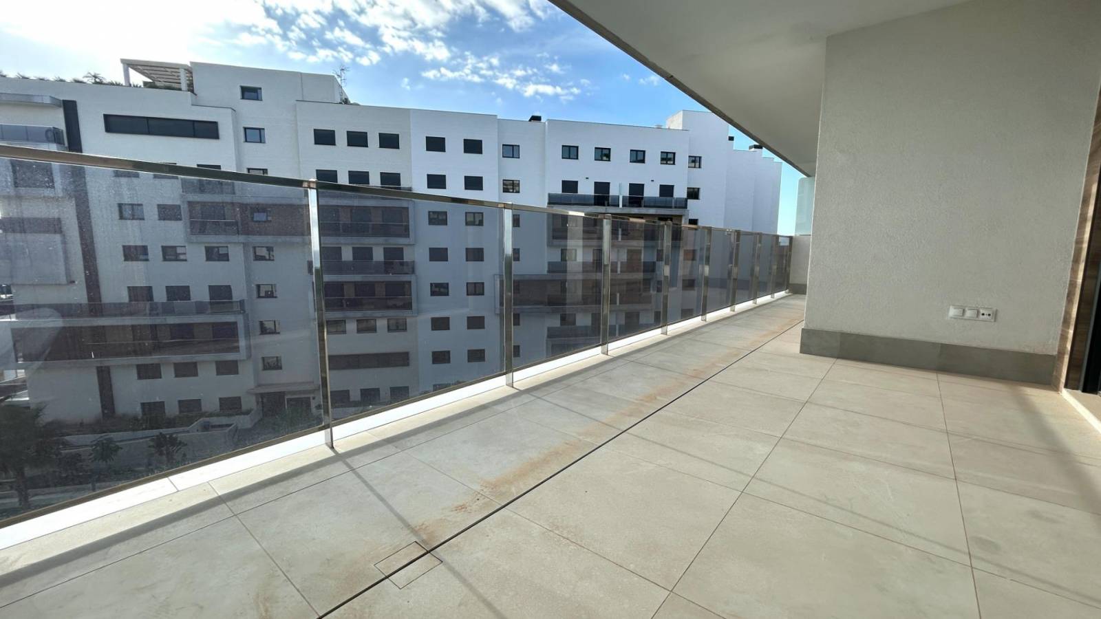 Odsprzedaż - Apartament - Orihuela Costa - 