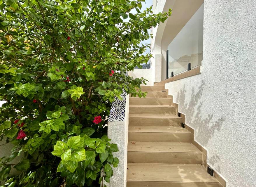 Odsprzedaż - Apartament - San Miguel de Salinas - Las Filipinas