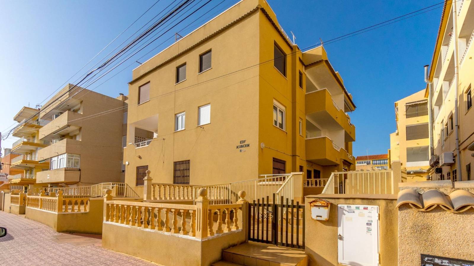 Odsprzedaż - Apartament - Torrevieja - La Mata