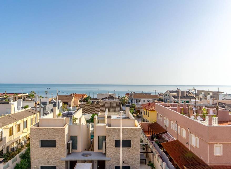 Odsprzedaż - Apartament - Torrevieja - La Mata