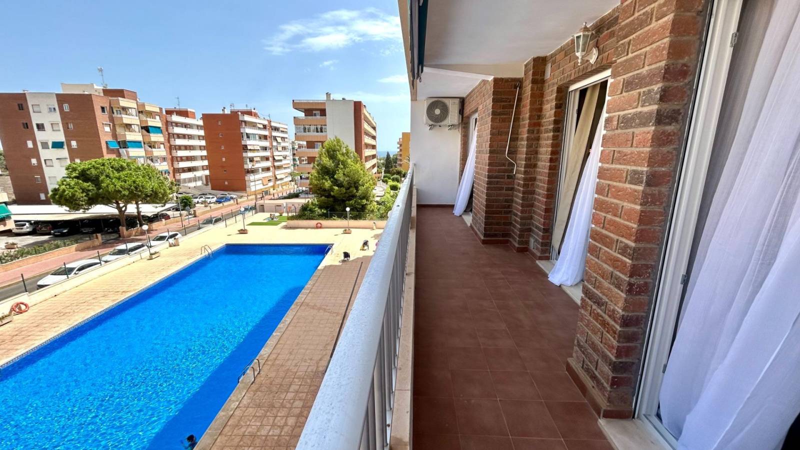 Odsprzedaż - Apartament - Torrevieja - Punta Prima