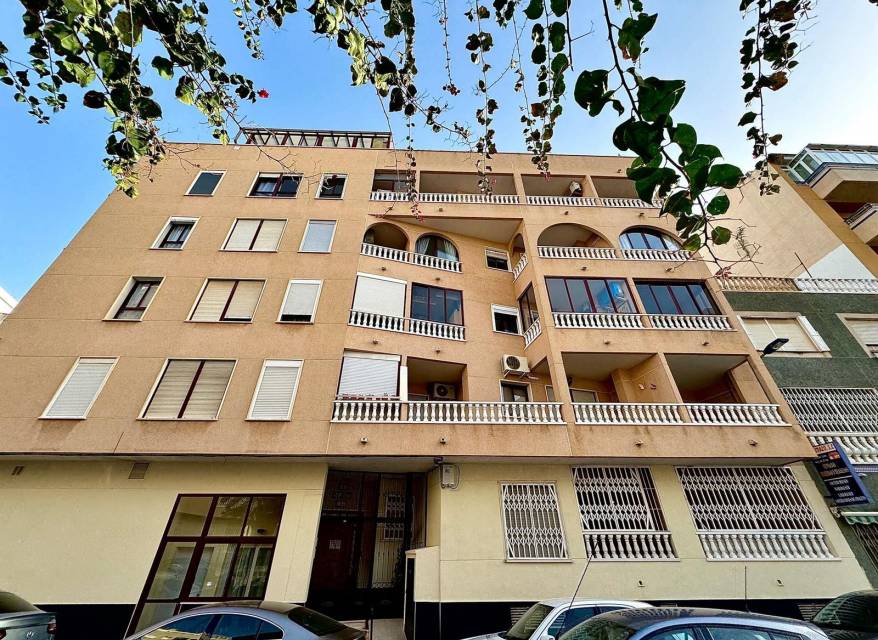 Odsprzedaż - Apartament - Torrevieja