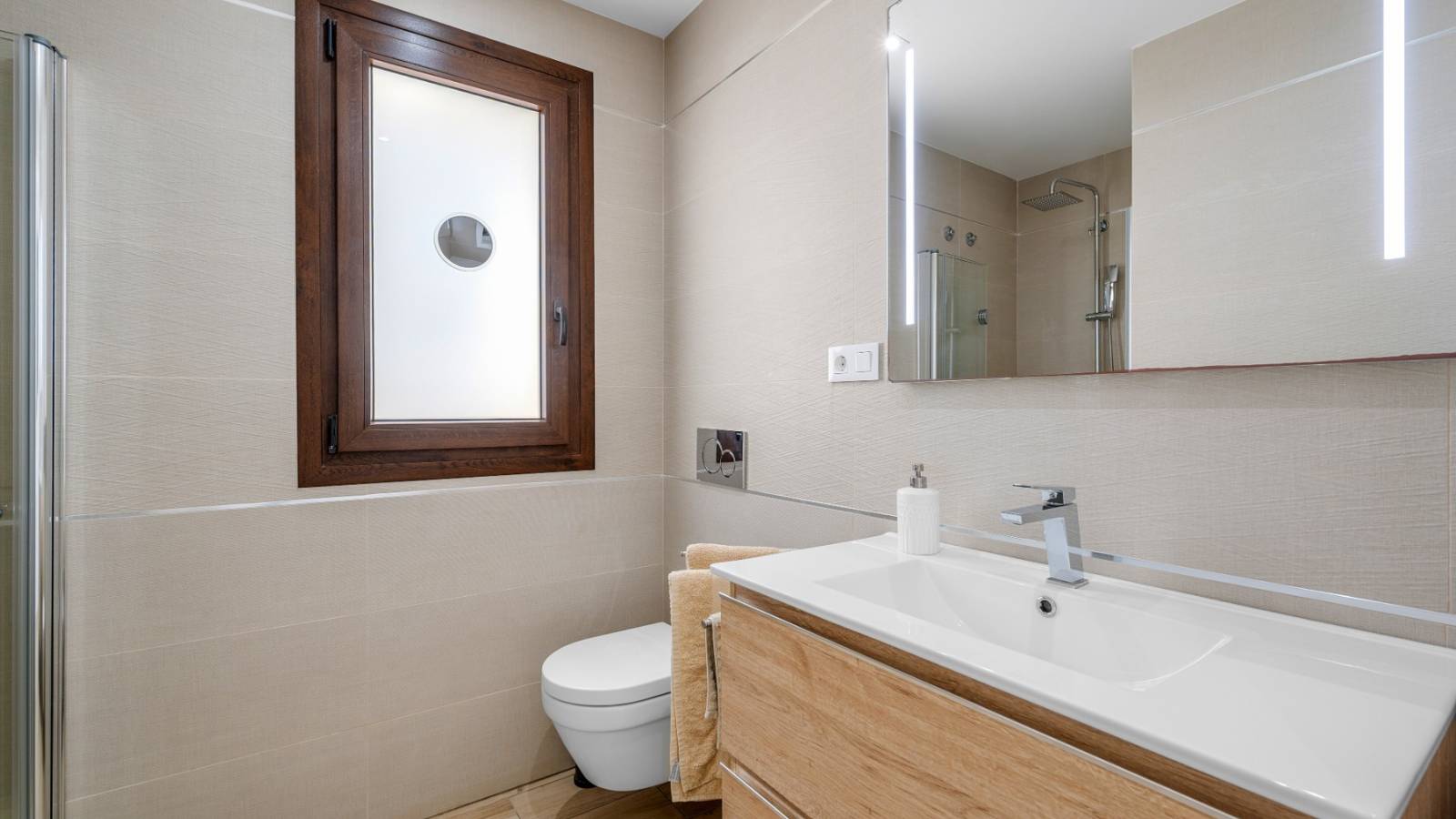 Odsprzedaż - Apartament - Torrevieja - 
