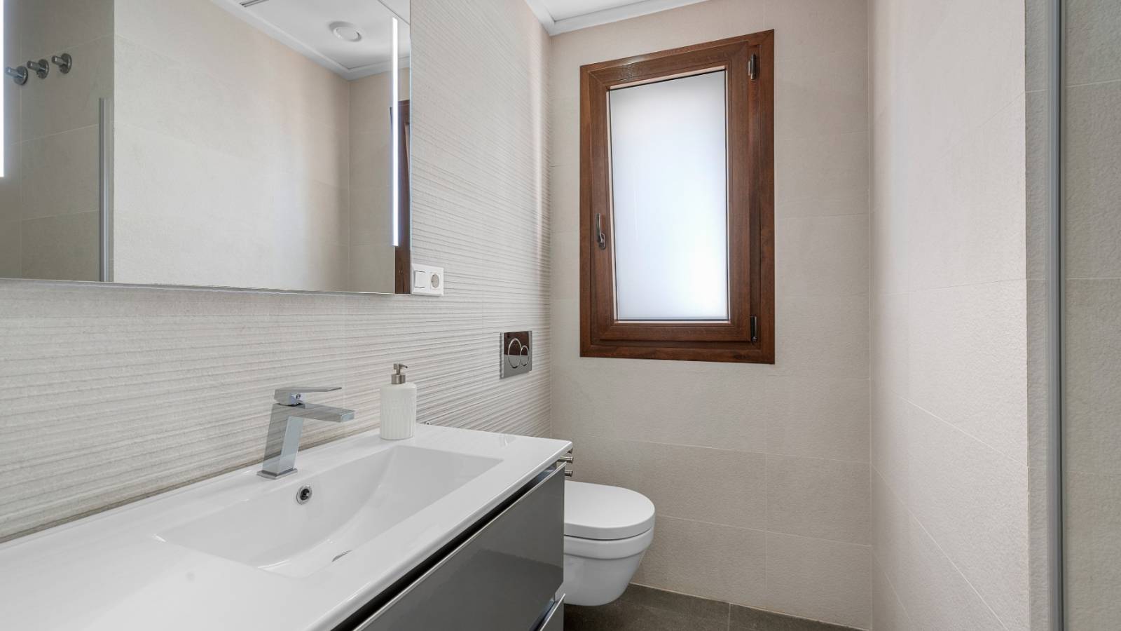 Odsprzedaż - Apartament - Torrevieja - 