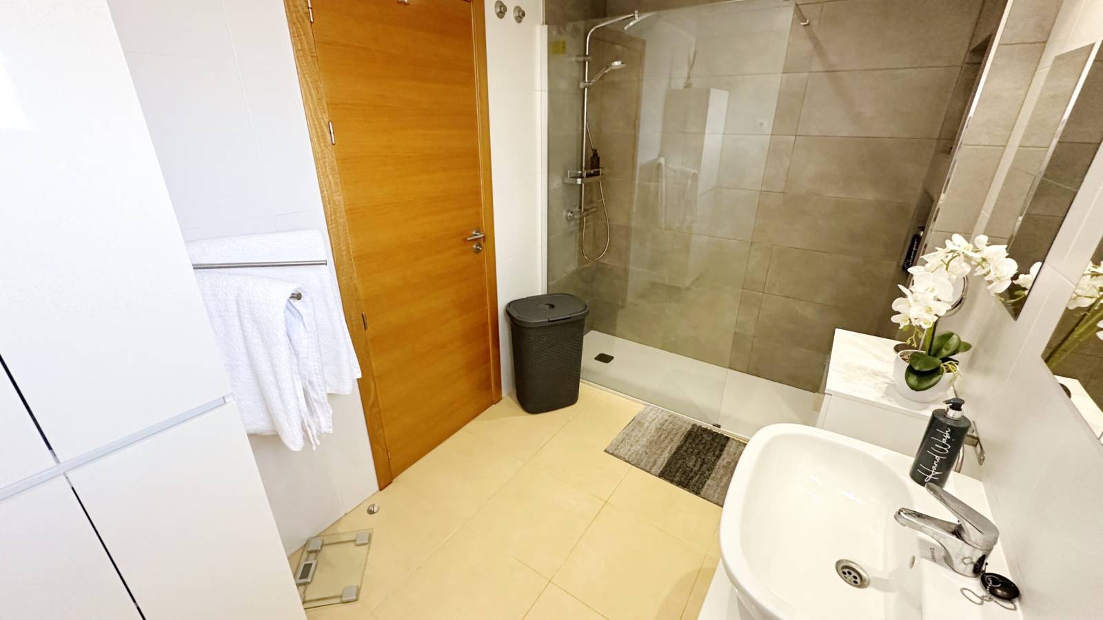 Odsprzedaż - Apartament - 