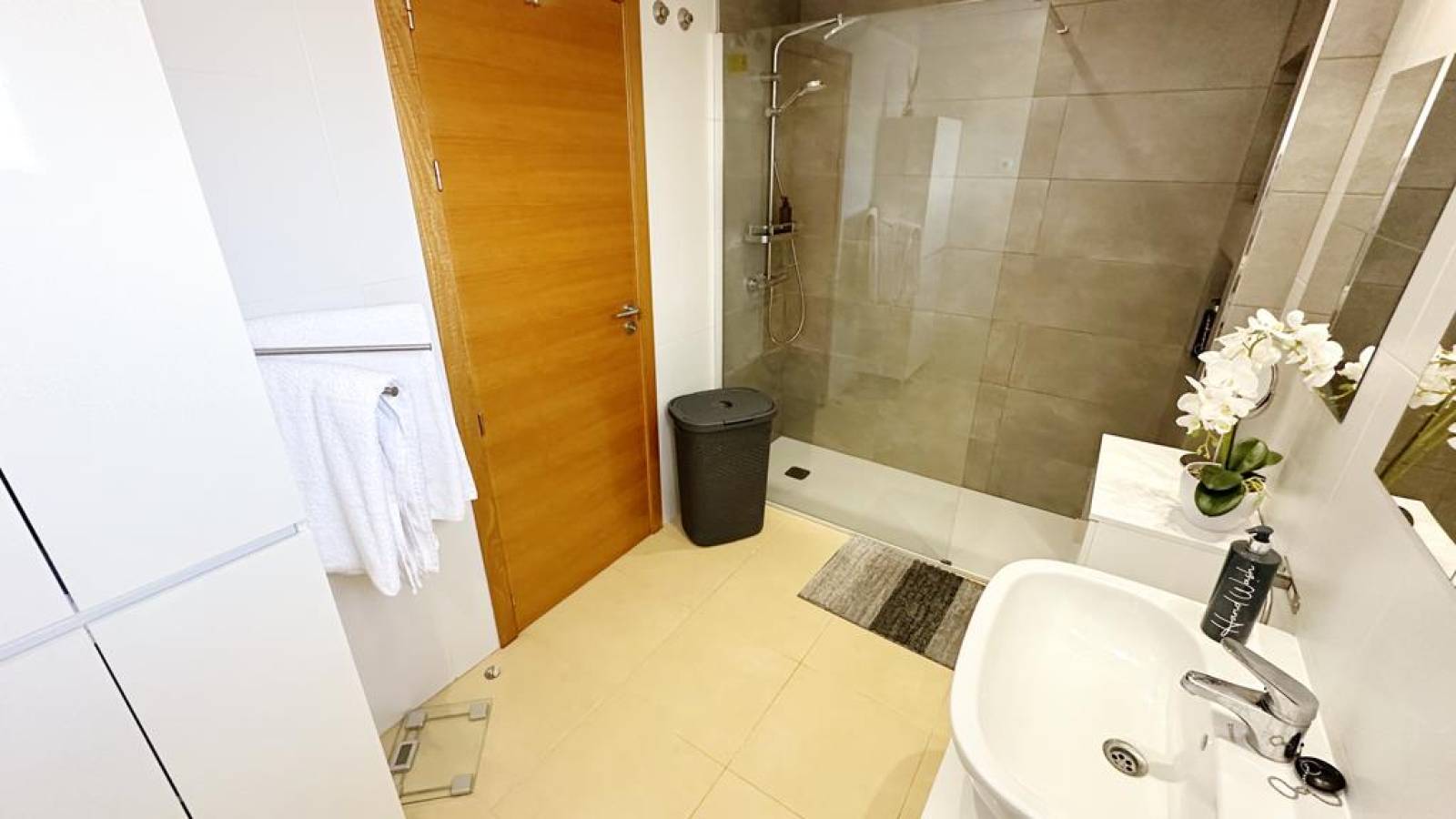 Odsprzedaż - Apartament - 