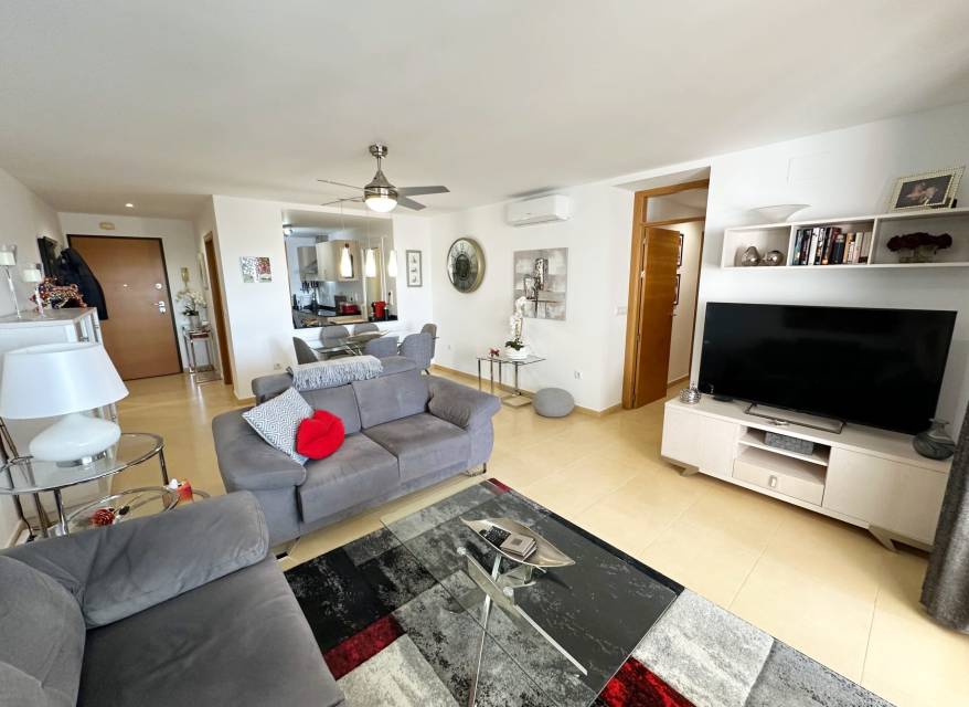 Odsprzedaż - Apartament - 