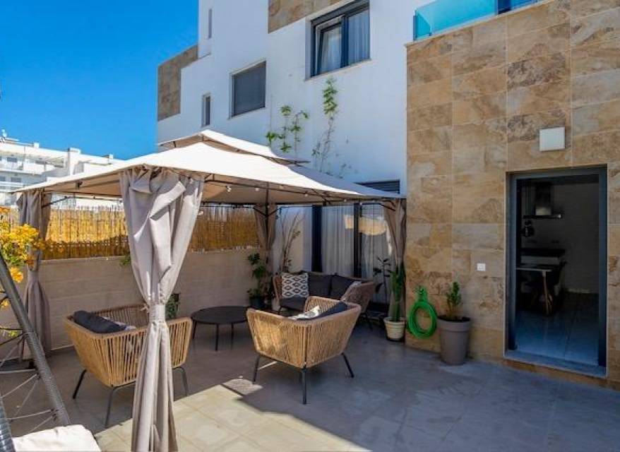 Odsprzedaż - Kamienica - Orihuela Costa - 