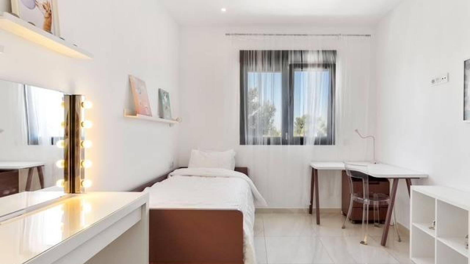 Odsprzedaż - Kamienica - Orihuela Costa - 
