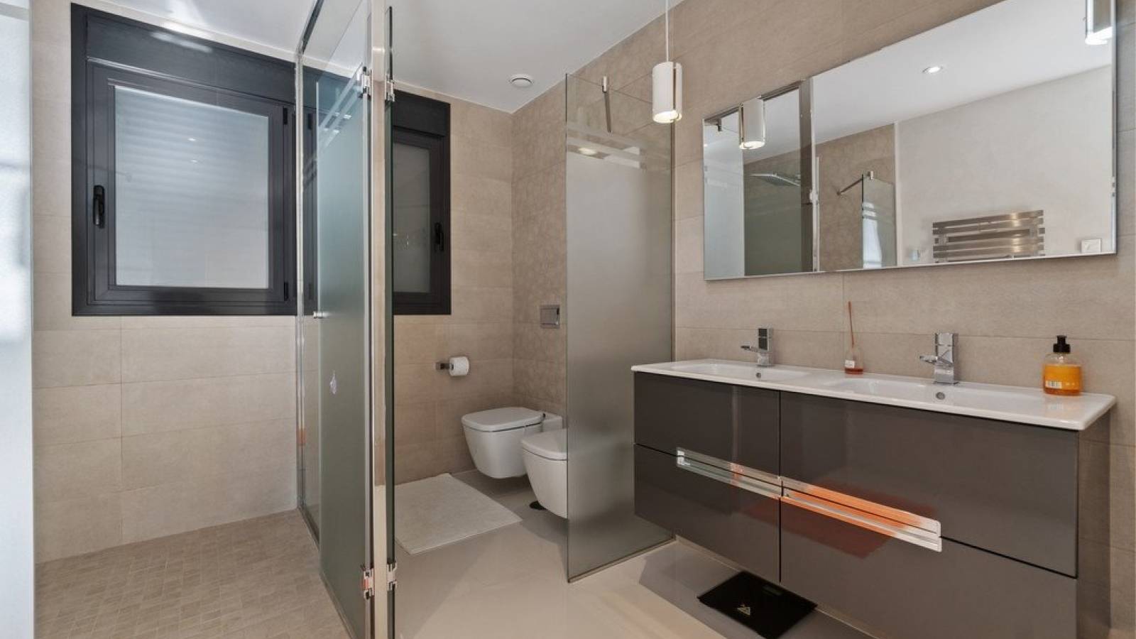 Odsprzedaż - Villa - Orihuela Costa - Agua Marina