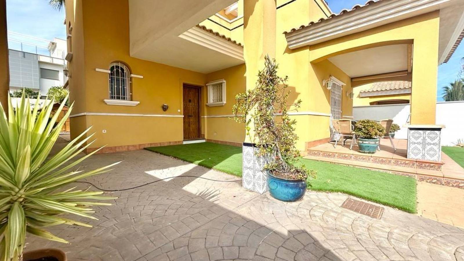 Odsprzedaż - Villa - Orihuela Costa - Cabo Roig