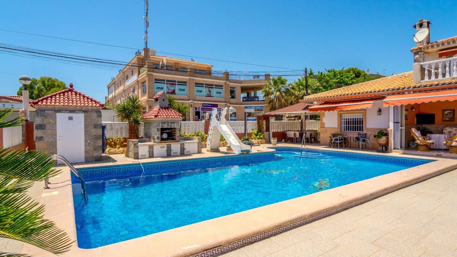 Odsprzedaż - Villa - Orihuela Costa - Campoamor