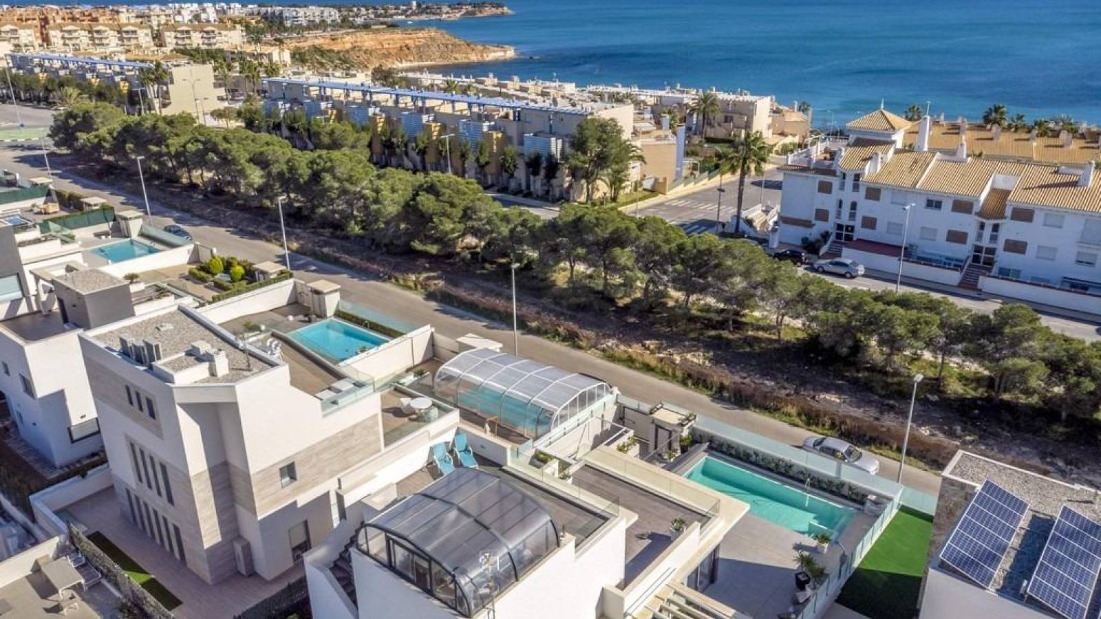 Odsprzedaż - Villa - Orihuela Costa - Campoamor