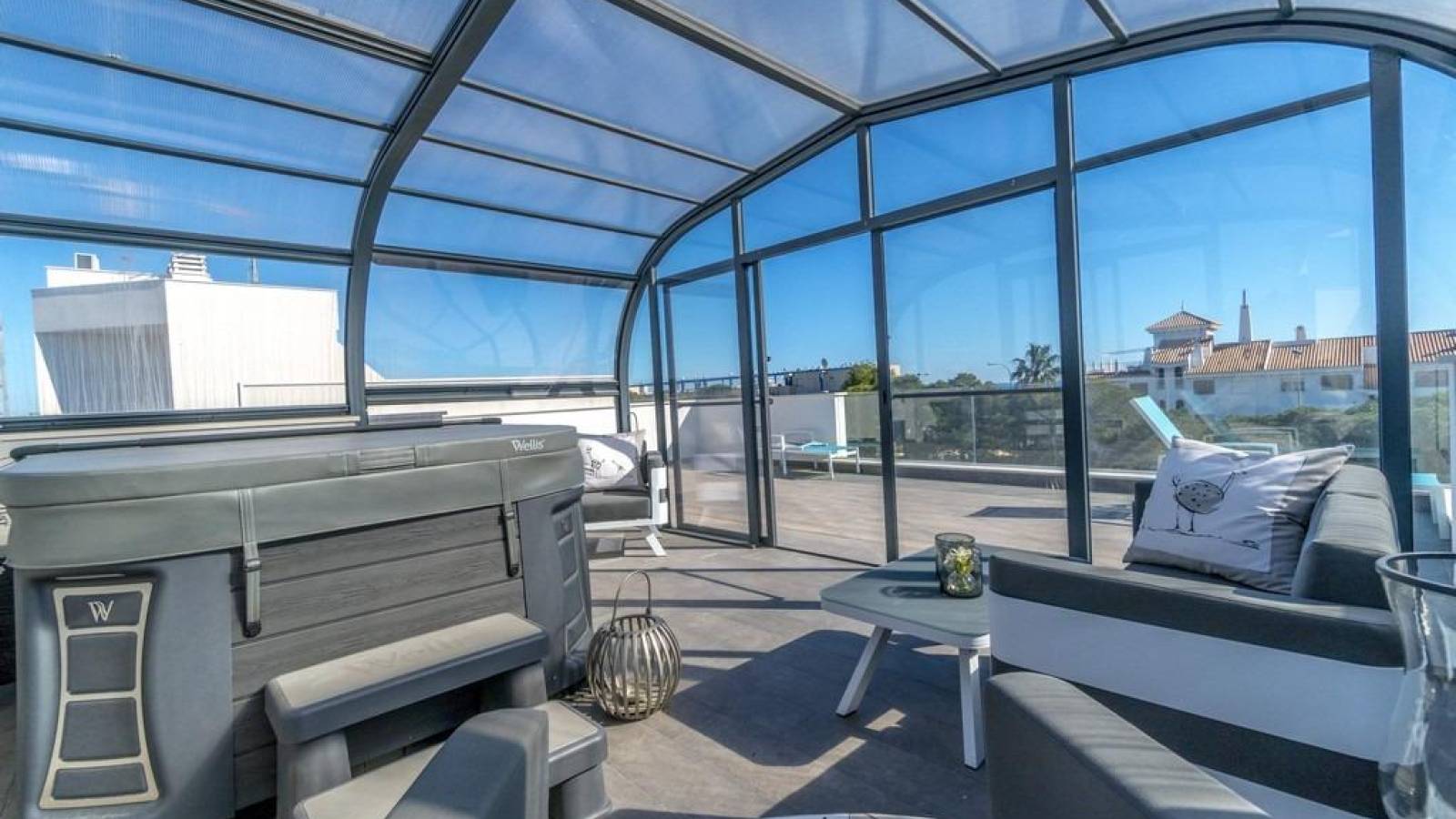 Odsprzedaż - Villa - Orihuela Costa - Campoamor