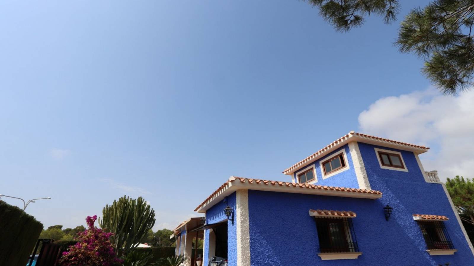 Odsprzedaż - Villa - Orihuela Costa - Campoamor