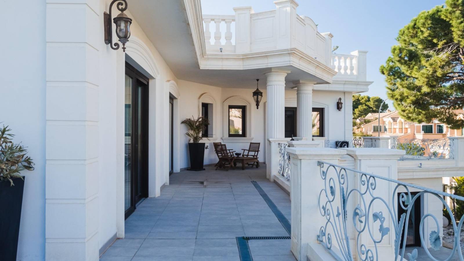 Odsprzedaż - Villa - Orihuela Costa - Campoamor