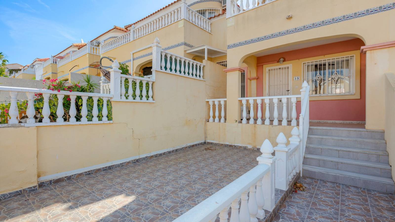 Odsprzedaż - Villa - Orihuela Costa - Las Filipinas