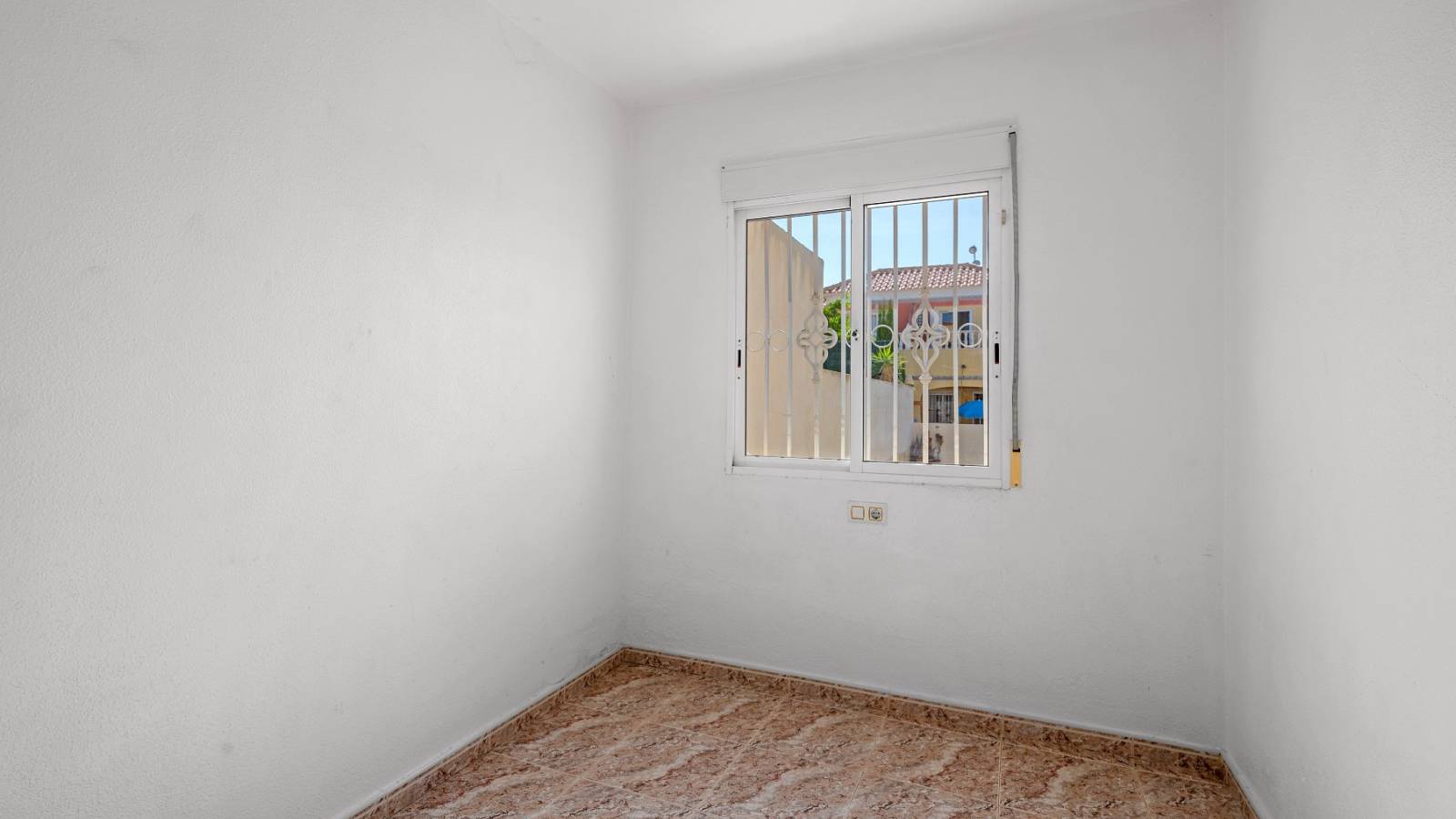 Odsprzedaż - Villa - Orihuela Costa - Las Filipinas