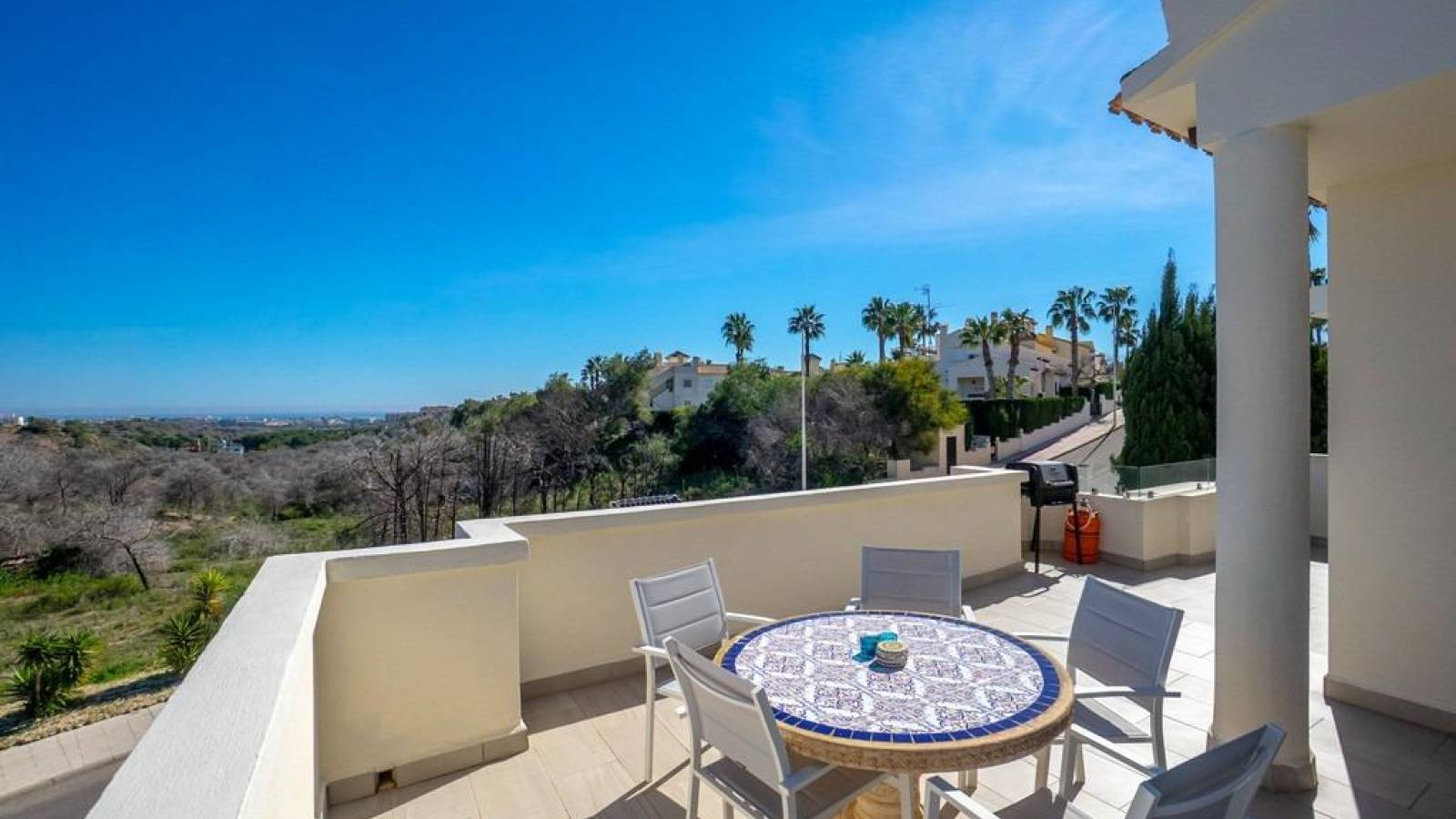 Odsprzedaż - Villa - Orihuela Costa - 