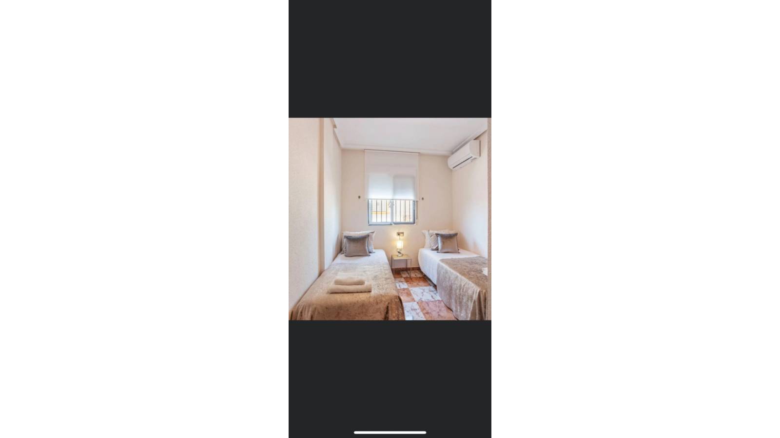 Odsprzedaż - Villa - Orihuela Costa - 