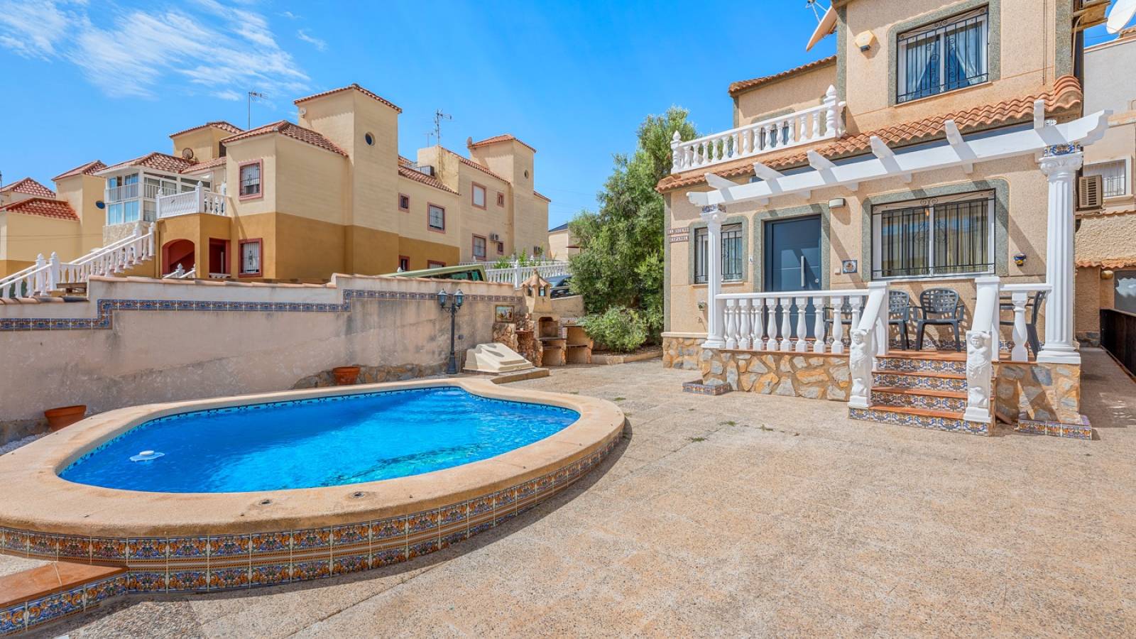 Odsprzedaż - Villa - Orihuela Costa - 