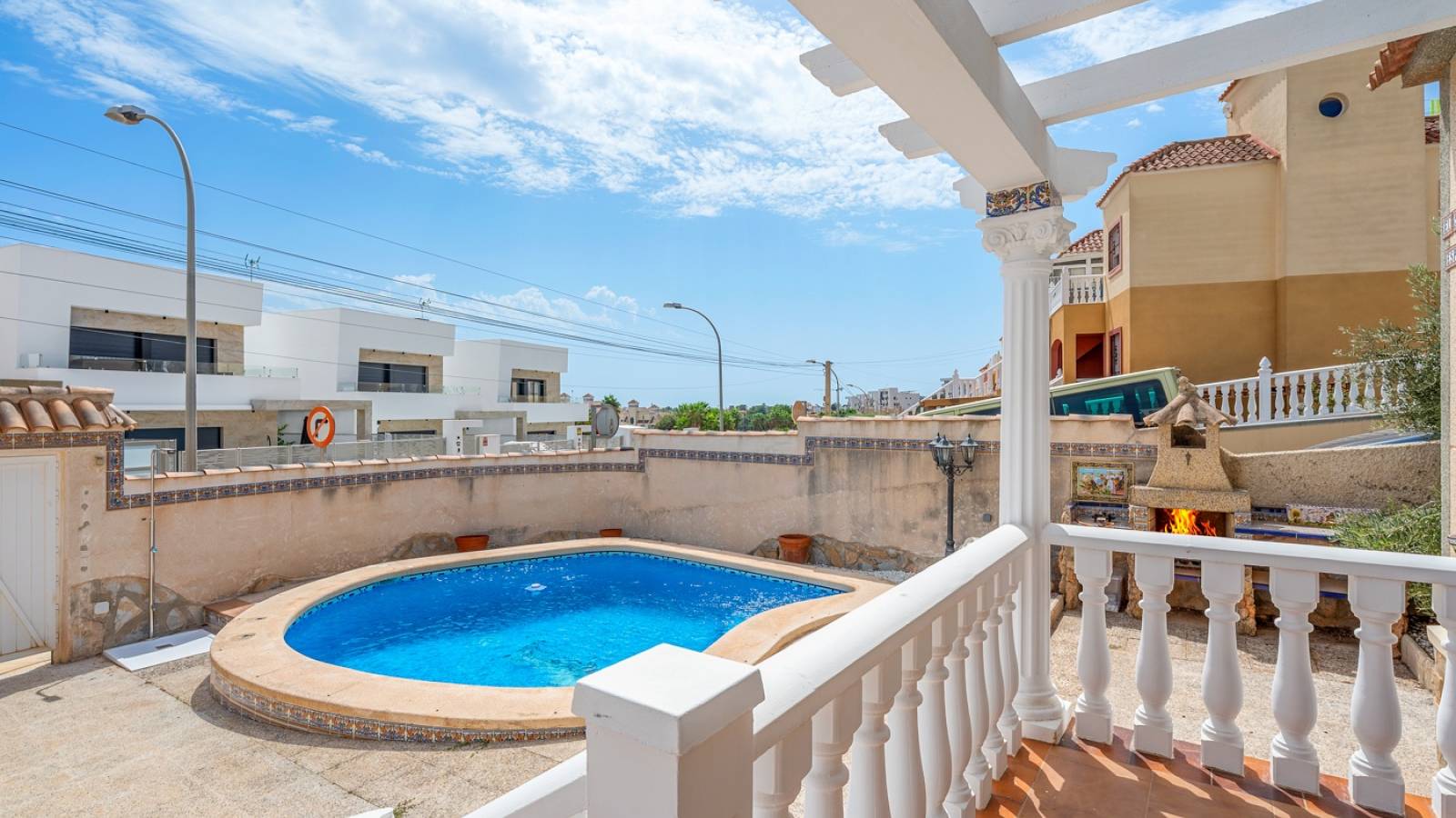 Odsprzedaż - Villa - Orihuela Costa - 