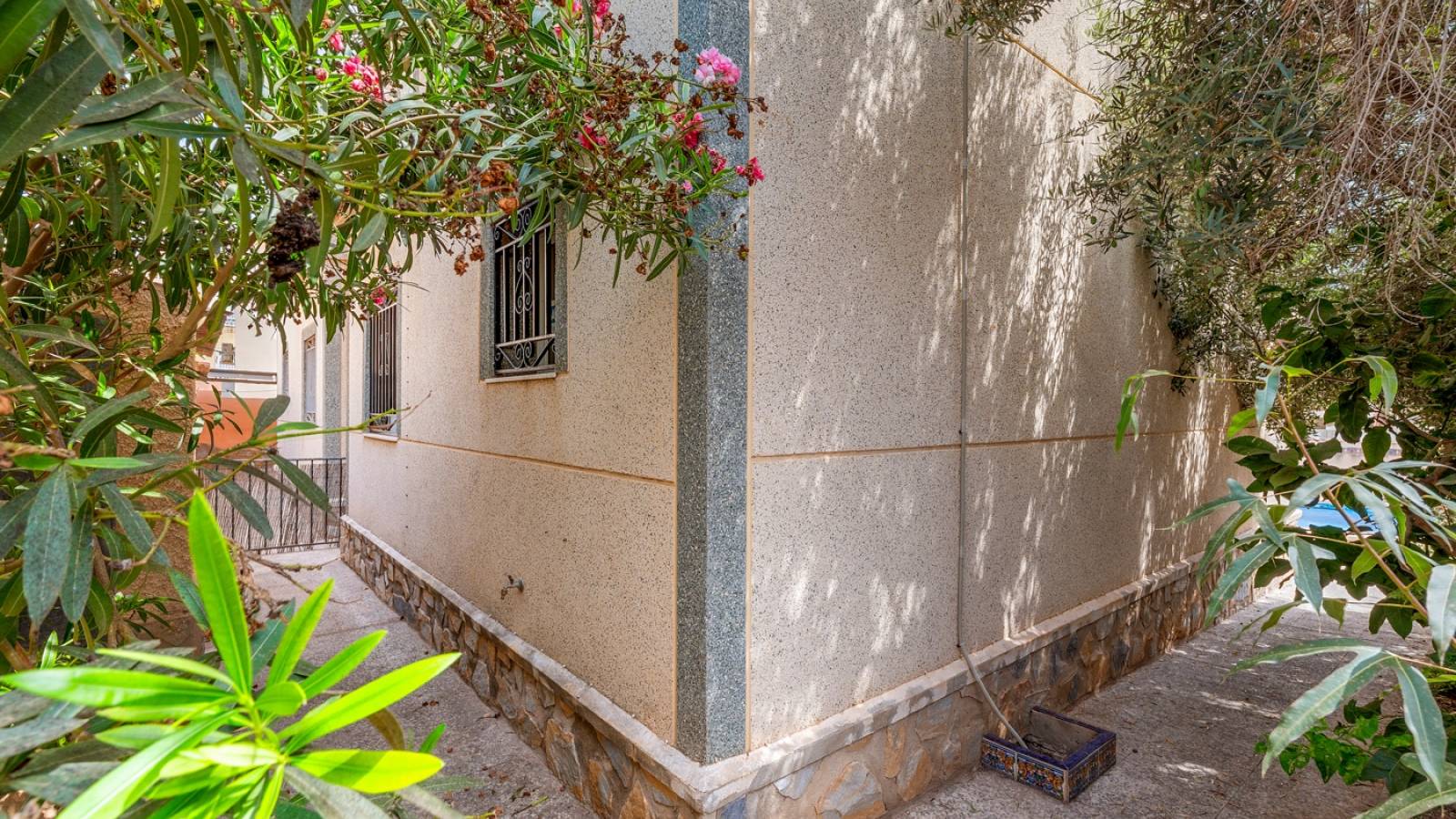 Odsprzedaż - Villa - Orihuela Costa - 