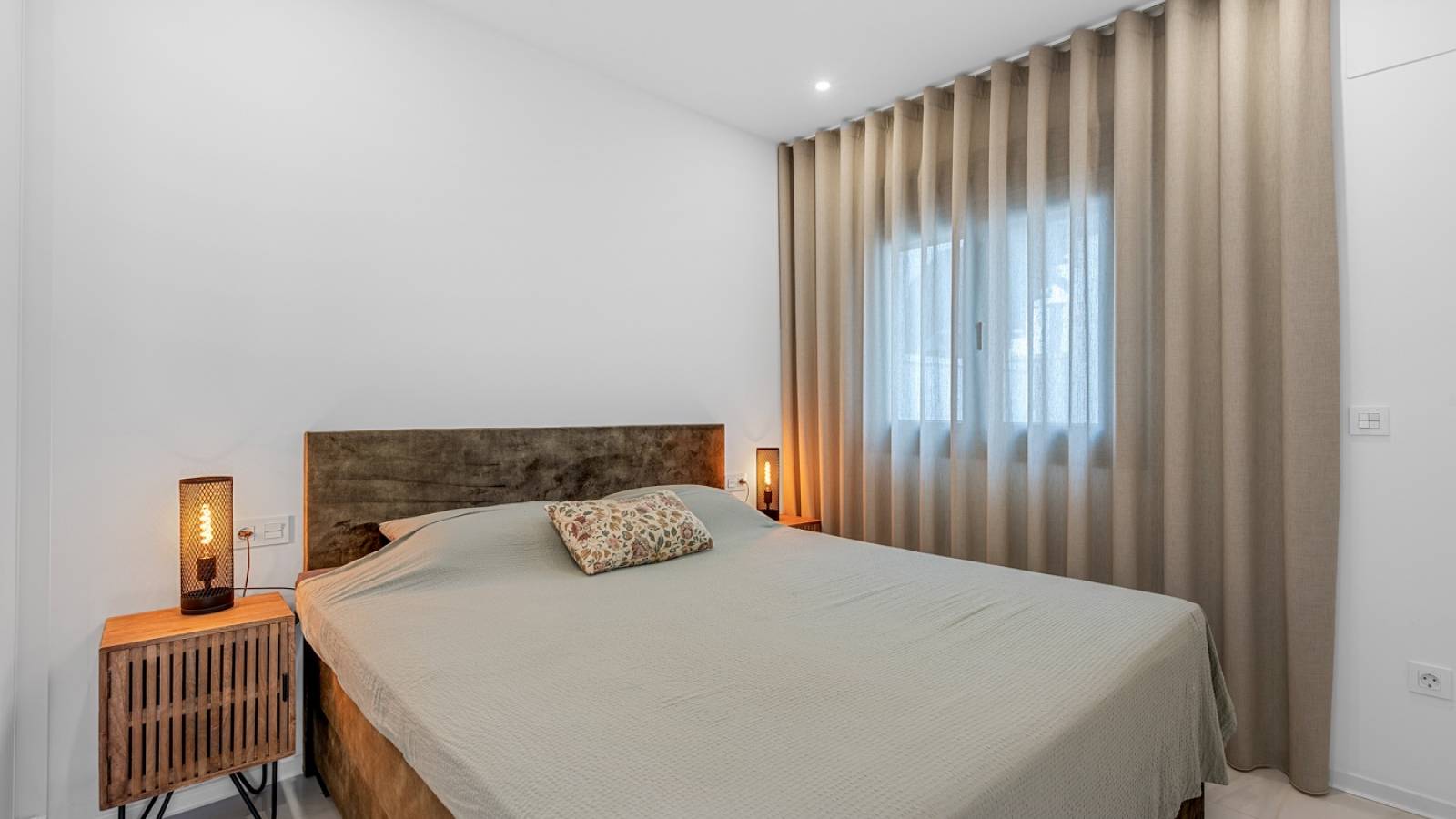 Odsprzedaż - Villa - Orihuela Costa - 