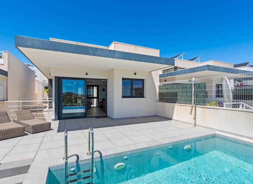 Odsprzedaż - Villa - San Miguel de Salinas - Orihuela Costa