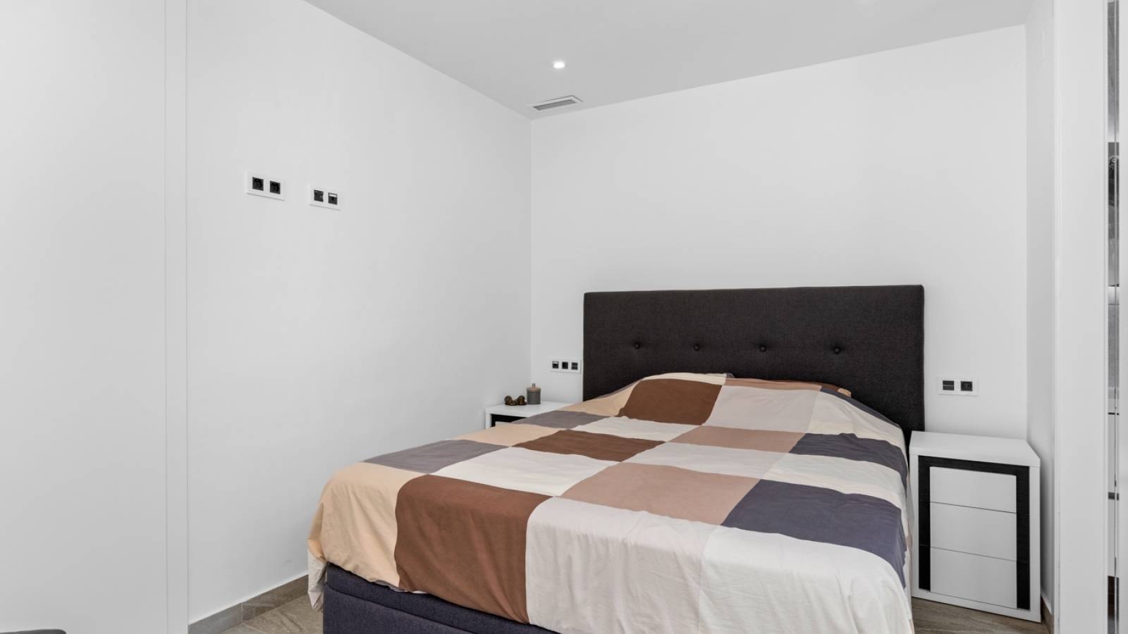 Odsprzedaż - Villa - San Miguel de Salinas - Orihuela Costa