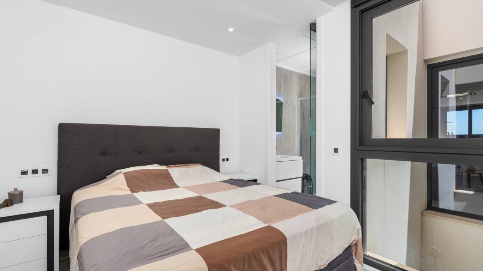 Odsprzedaż - Villa - San Miguel de Salinas - Orihuela Costa