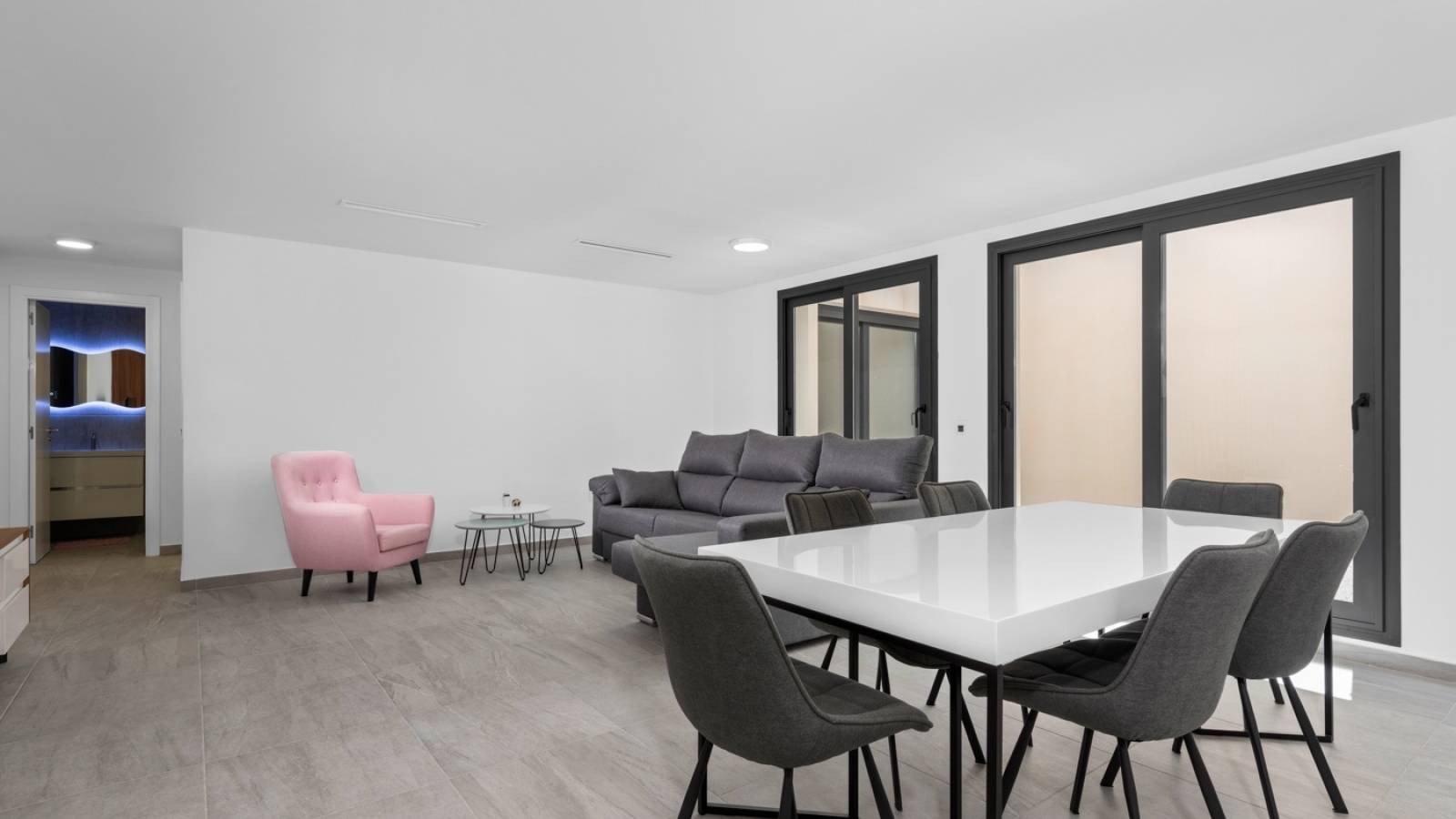 Odsprzedaż - Villa - San Miguel de Salinas - Orihuela Costa