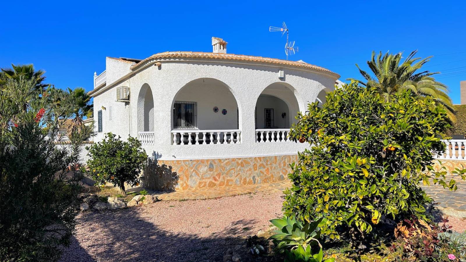 Odsprzedaż - Villa - Torrevieja - El Chaparral