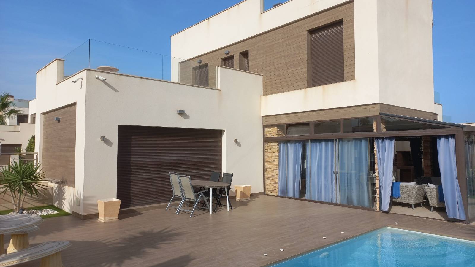 Odsprzedaż - Villa - Torrevieja - 