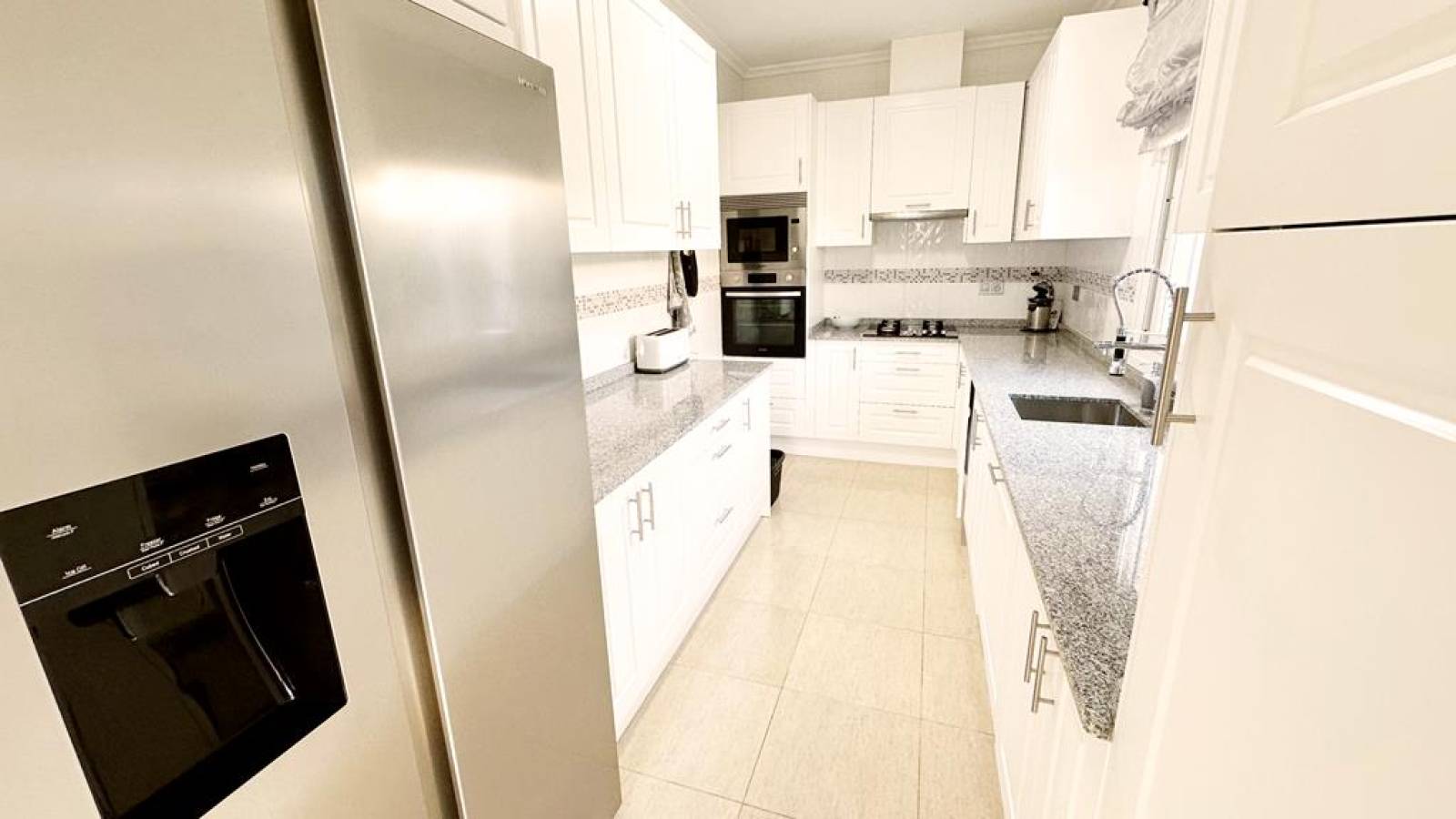 Odsprzedaż - Villa - 