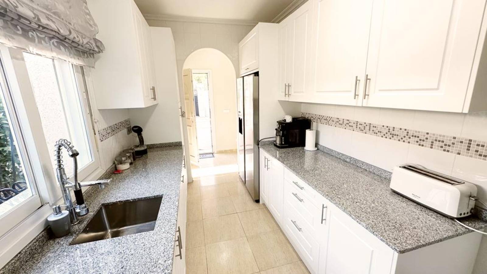 Odsprzedaż - Villa - 