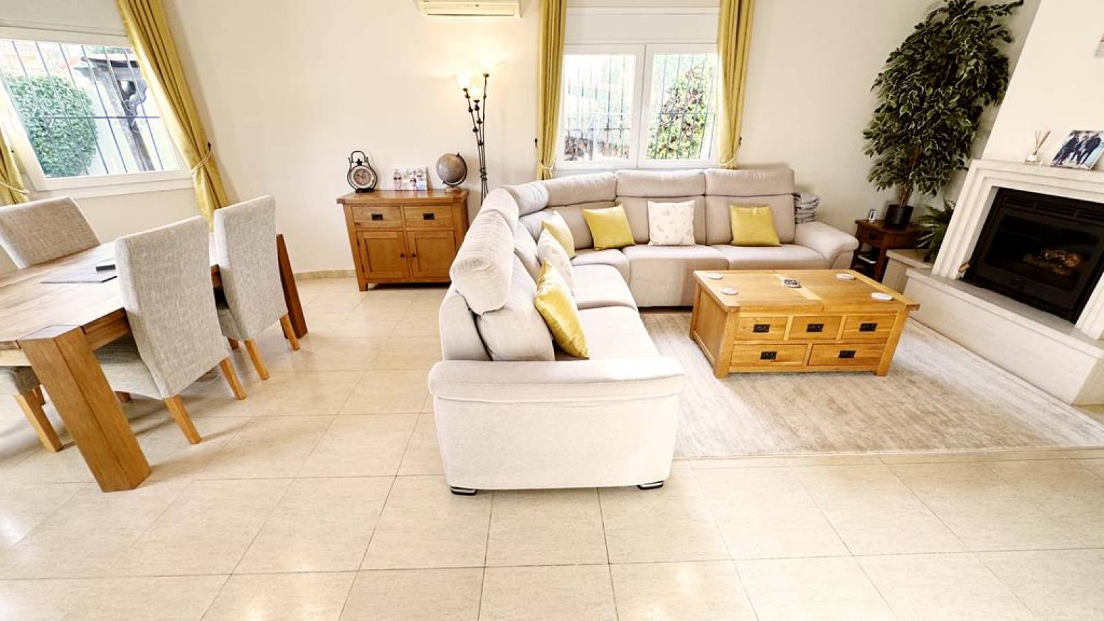 Odsprzedaż - Villa - 